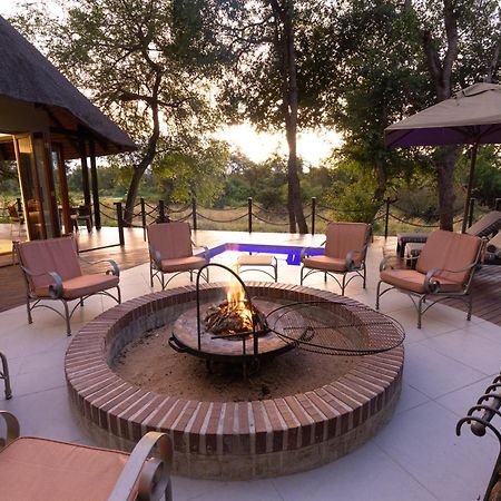Shumbalala Game Lodge Thornybush Game Reserve Exterior photo