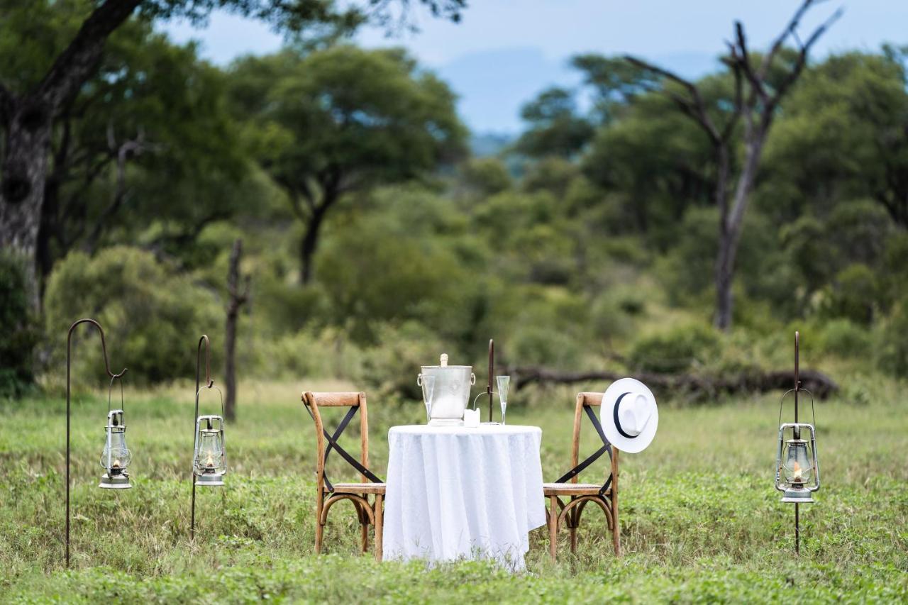 Shumbalala Game Lodge Thornybush Game Reserve Exterior photo