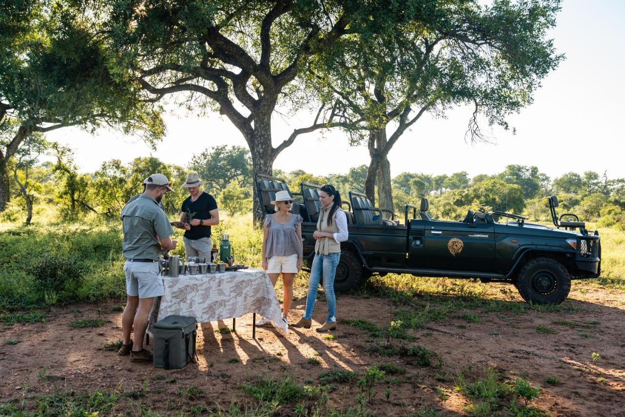 Shumbalala Game Lodge Thornybush Game Reserve Exterior photo