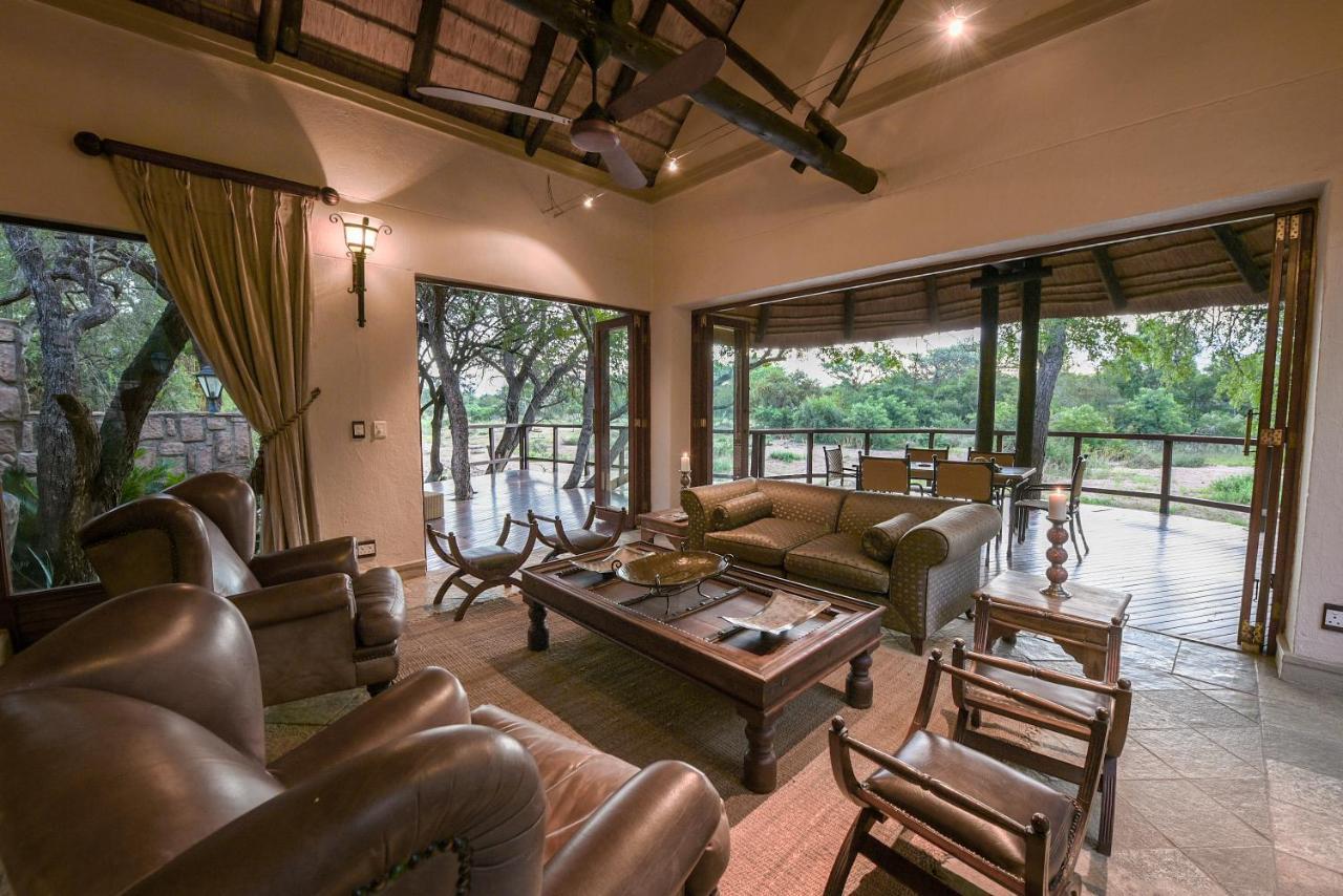 Shumbalala Game Lodge Thornybush Game Reserve Exterior photo