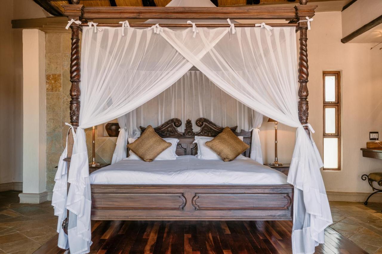 Shumbalala Game Lodge Thornybush Game Reserve Exterior photo